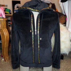 114 Breezy Hooded Zip-Up